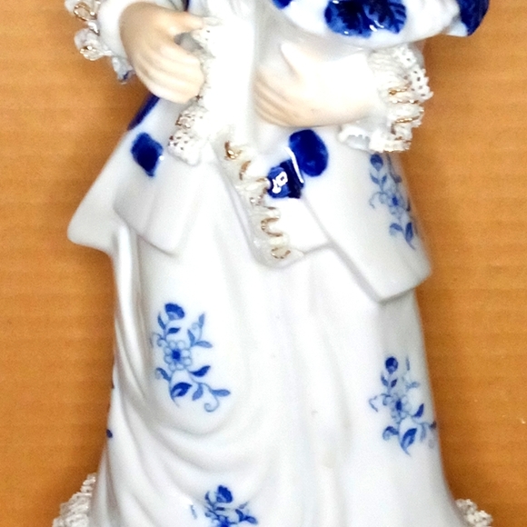 Vintage Hand Painted Porcelain George & Martha Washington by FEI - Picture 7 of 16